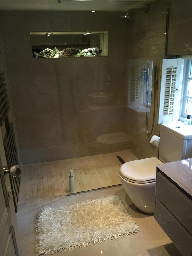 Castle Mill Bed And Breakfast ดอร์กิง ภายนอก รูปภาพ